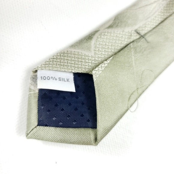 Pierre Cardin pair of 100% silk ties - Picture 9 of 15